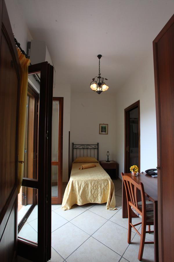 Savoia 3* Sapri